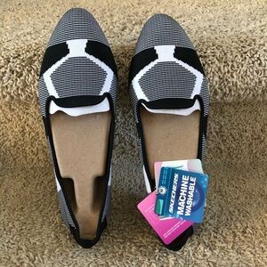 Skechers Cleo Sherlock Flats, Black/White, Women's 9, NWT